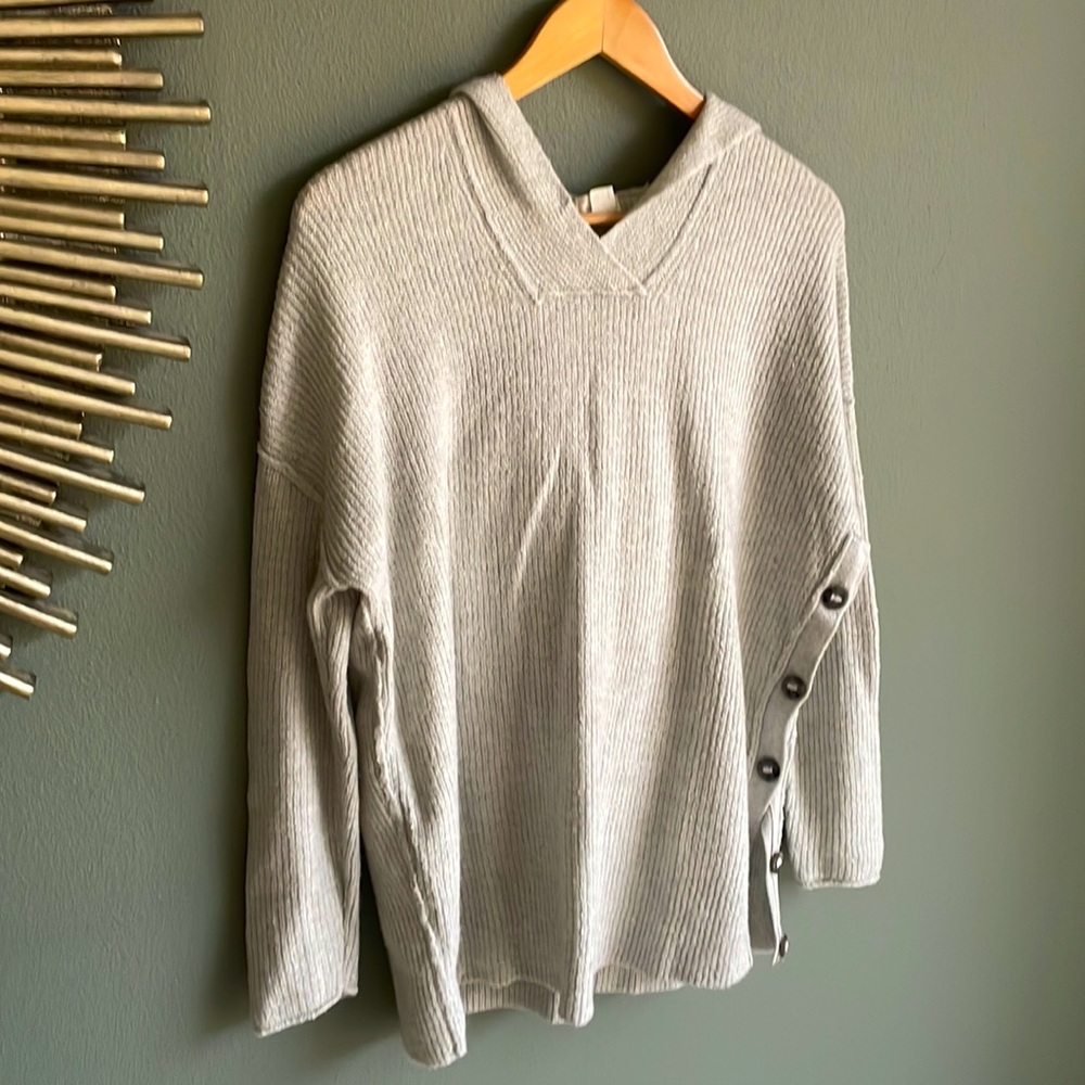 Small Gray Caslon Sweater